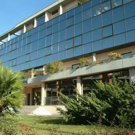 Zone 4* רומא