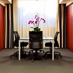 Hotel Zone 4*