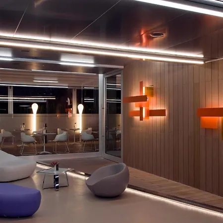 Zone Hotel