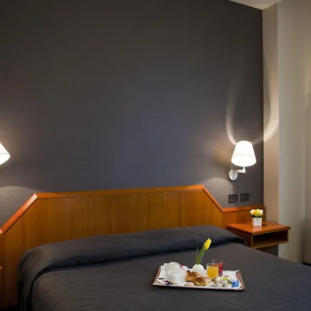 Zone Hotel 4*