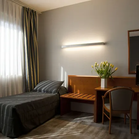 Zone Hotel 4*