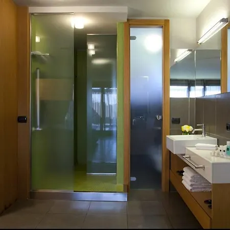 Hotel Zone 4*
