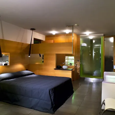 Zone Szálloda 4*